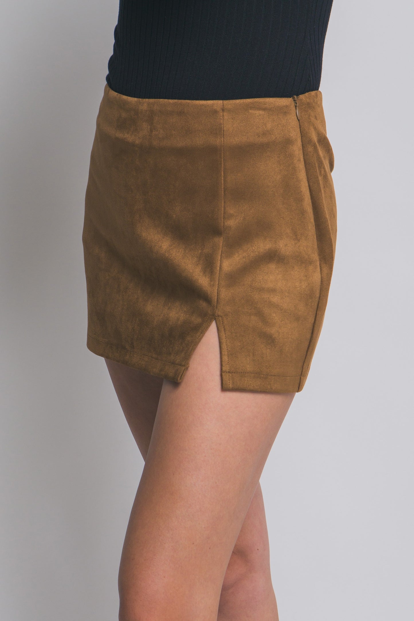 Sue Mini Skort With Side Slit Faux Suede