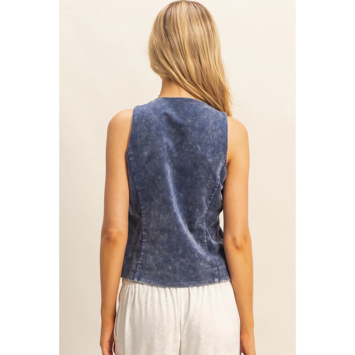 Mineral Washed Sleek Buttoned Vest