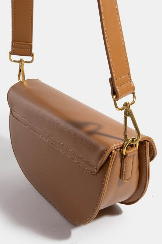 Saddle Purse