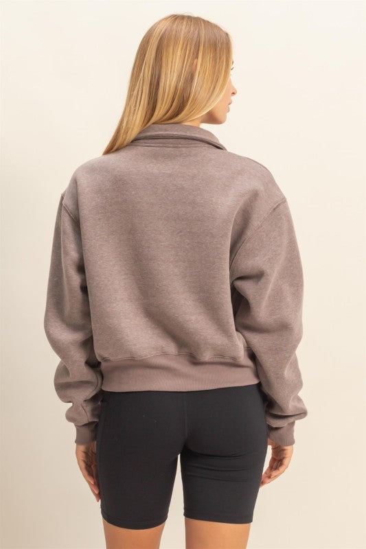 Collar Snap Buttoned Sweatshirt