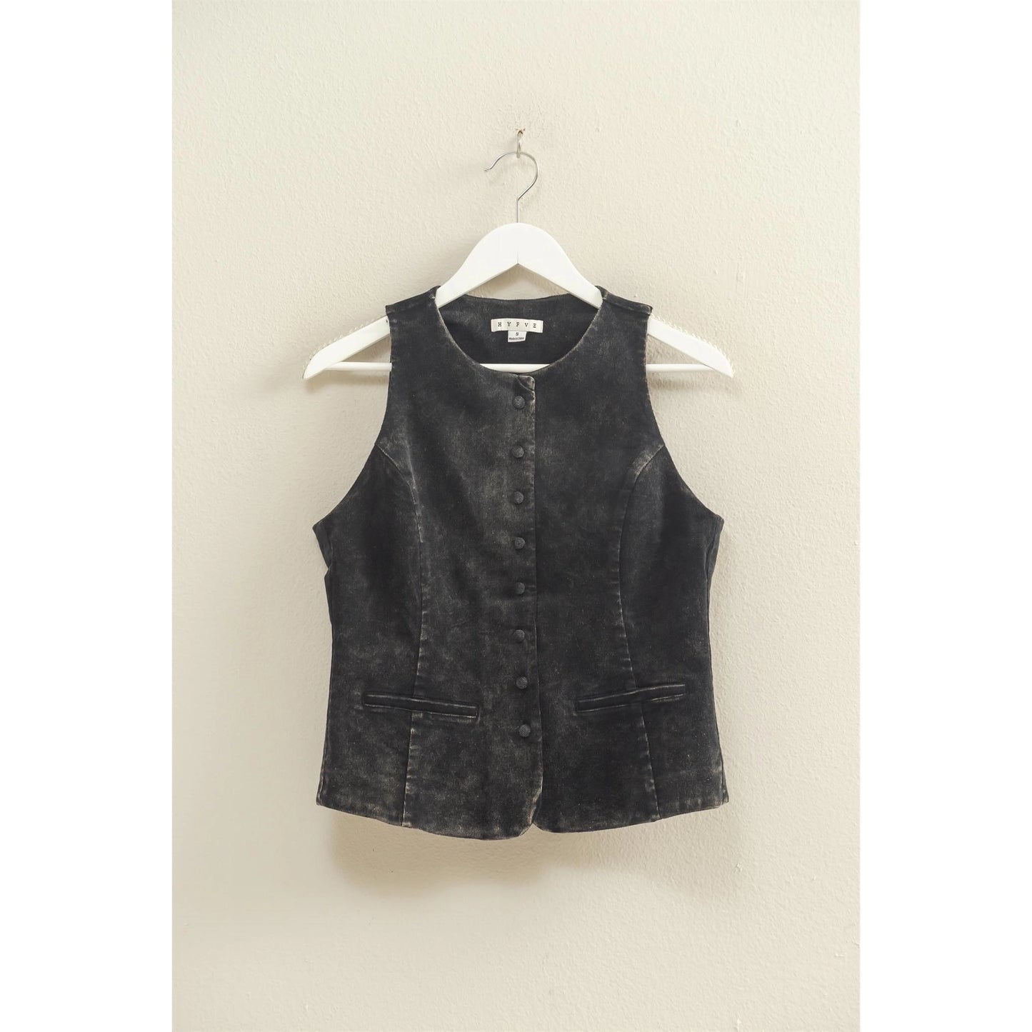 Mineral Washed Sleek Buttoned Vest